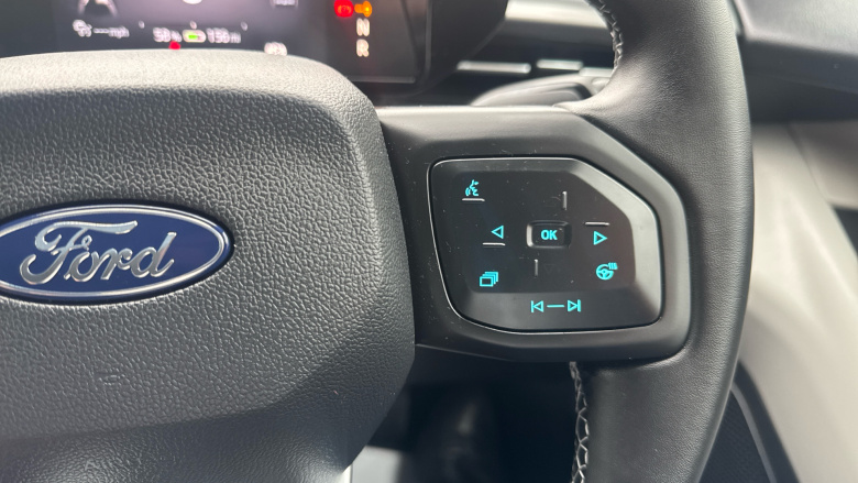 Ford Explorer 210kW Select 77kWh 5dr Auto Electric Estate